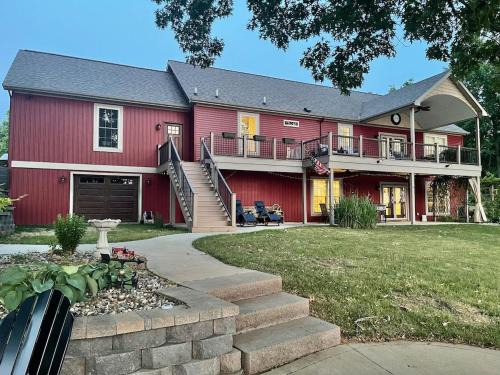 East Leroy Casa | NEW! Large Lakefront Home