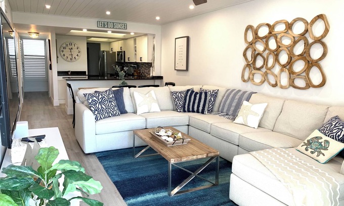 Key Largo Condominio | New listing! Bright clean condo in paradise! At Moon Bay condominium