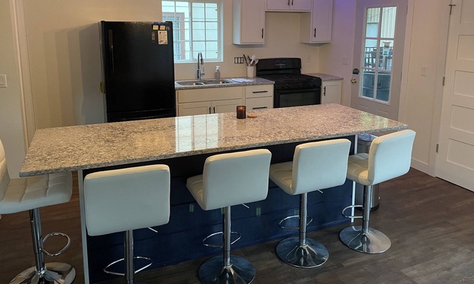 Aberdeen Casa | New listing, completely renovated 3 bedroom home. 2 full baths.