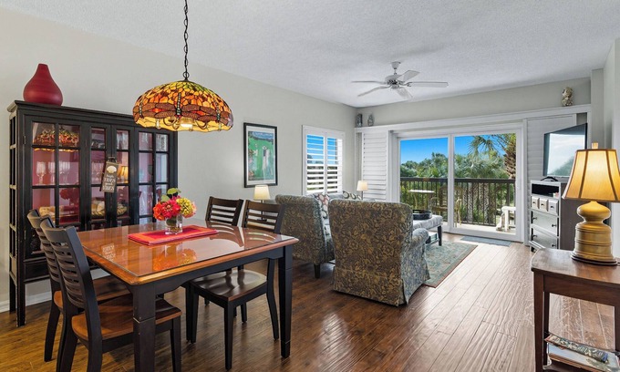 Butler Beach Condominio | New Listing! Direct Oceanfront With Ocean and Pool Views!