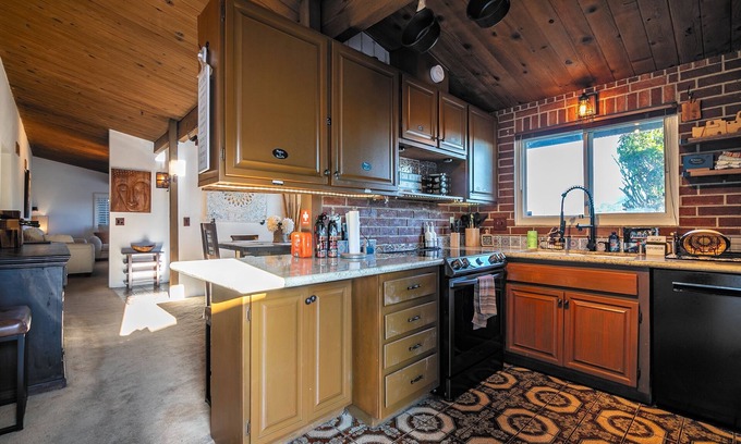 Lemon Grove Casa | NEW LISTING! Mountain Majesty: Your Serene Escape Awaits! by RedAwning