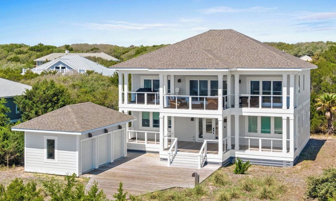 Bald Head Island Casa | New Luxurious Ocean View Oasis on South Beach with 4 Bed 4 Bath Bhi Club