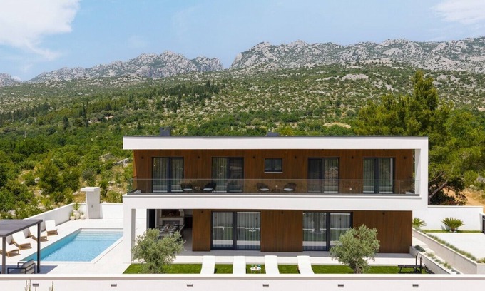 Seline Villa | New! Luxury Villa Cvita-design award winner 2025