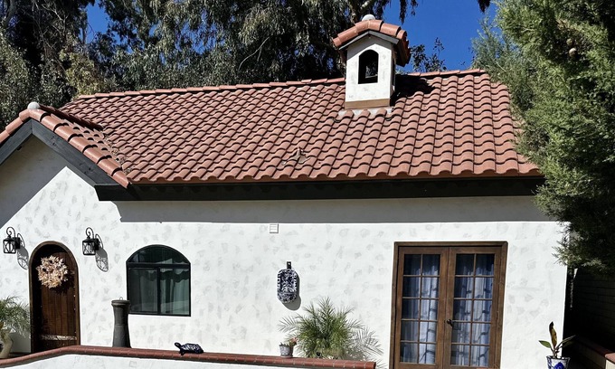 Yucaipa Casa | New Mexican casita! Minutes from Oak Glen, fishing, hiking, parks, casinos& Mt.