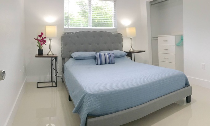 Cutler Bay Casa | New Miami Townhouse On Lake SU For Families 3Bd, 1Bth, 5 Per