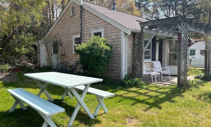 East Falmouth Cabaña | NEW! Nature's Nook Peaceful Cottage Close to All