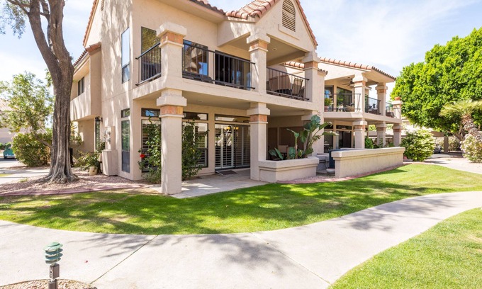 Scottsdale Ranch Condominio | NEW Racquet Club Casita