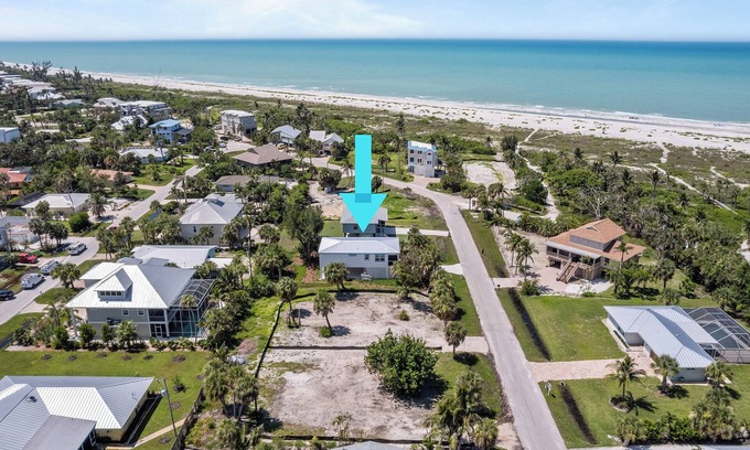 Sanibel Cabaña | Cabaña aislada de dos dormitorios, a poca distancia de las playas de Sanibel - Tiki Cottage A!