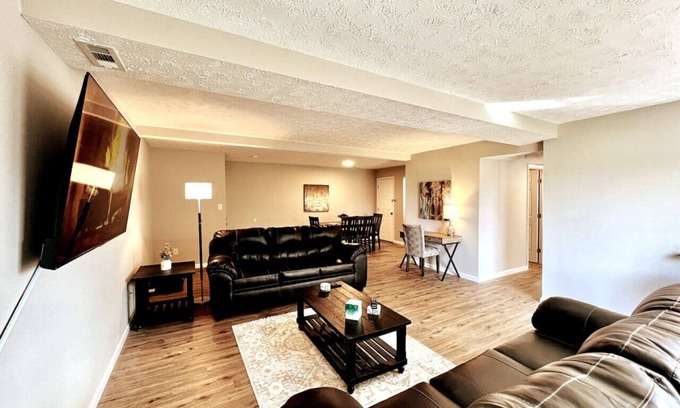 Middletown Apartamento | New remodeled 2 Bed apt Middletown Private Laundry
