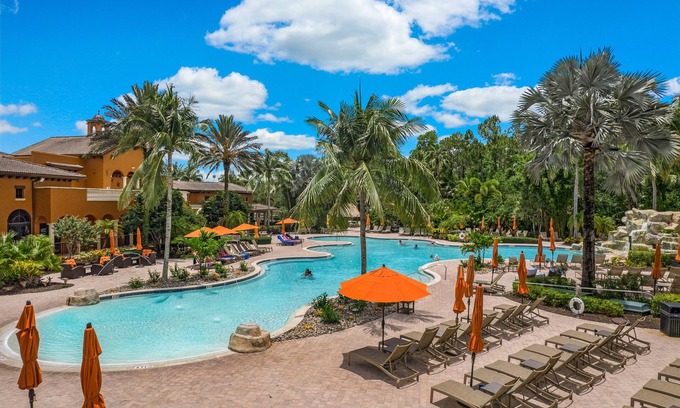 Ole Casa | New Rental ~ Luxury Living in Sunny Naples, Ole Resort!