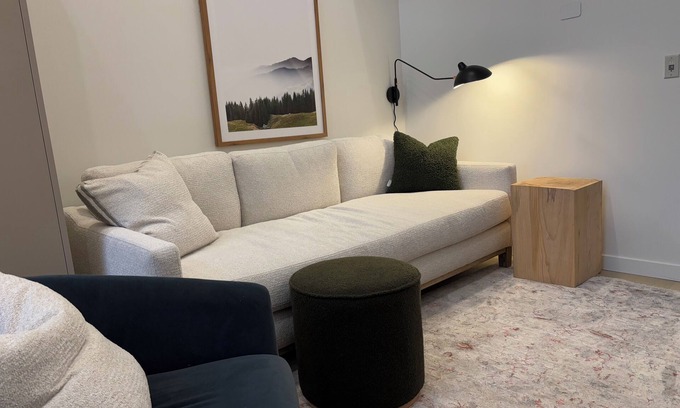 Rossland Condominio | *NEW* The Mountain LOFT @ Red Mountain Resort -Ski In Ski Out