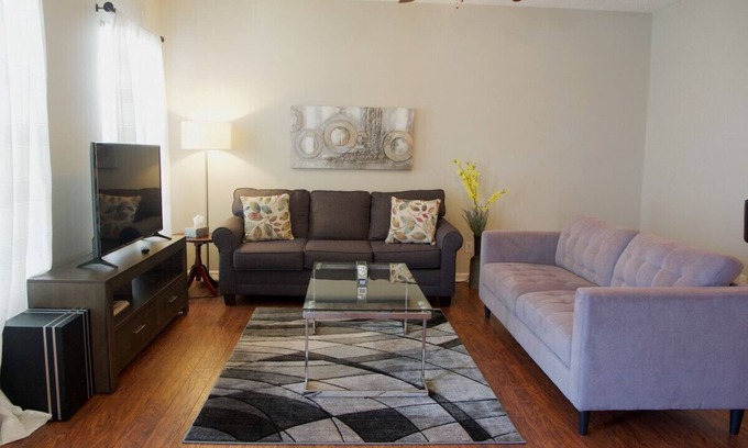 Greer Casa | NEW!!! THE SIMPLE ORCHID - MINUTES TO PELHAM ROAD AND GSP!!
