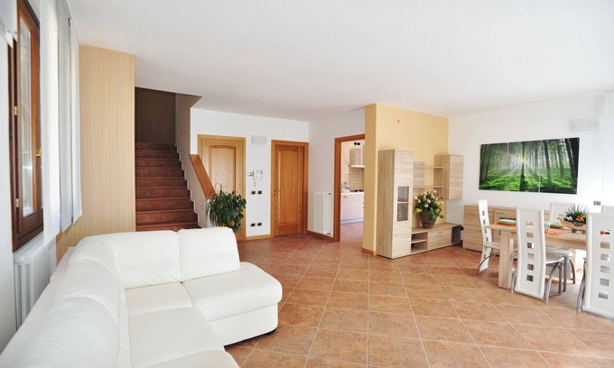 Osigo Villa | new villa between lake and mountains