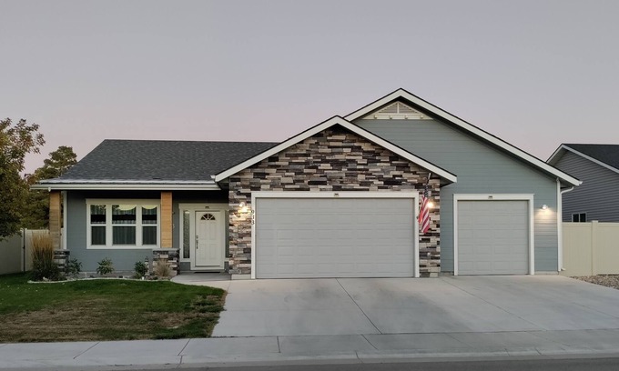 Twin Falls Casa | Newer home in northwest Twin Falls.