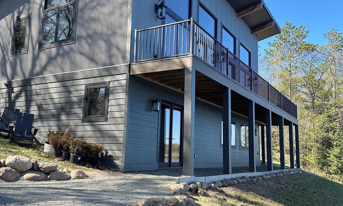 Minong Cabina | Newly built cozy 4-bedroom cabin steps from Horseshoe Lake in Minong, Wisconsin