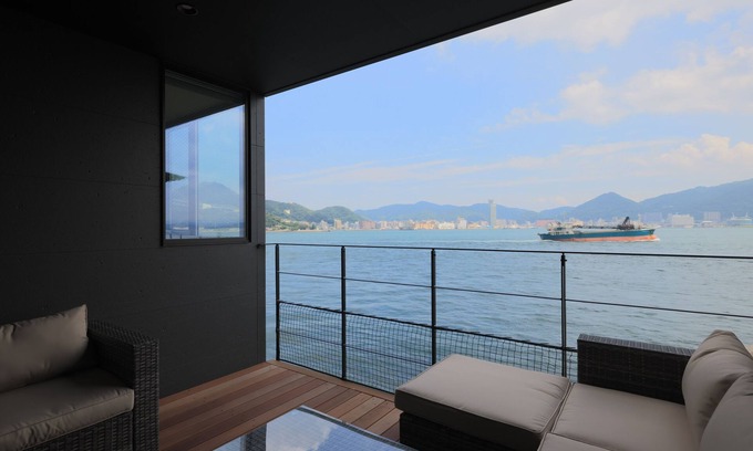 Shimonoseki Casa | Newly built in September 2024 with a panoramic view of the Kanmon Straits! Villa B