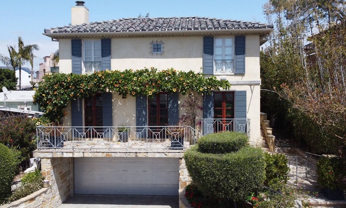 Village of La Jolla Villa | Newly Listed: Tuscan Villa in the Village, 5 minute walk to Beach!