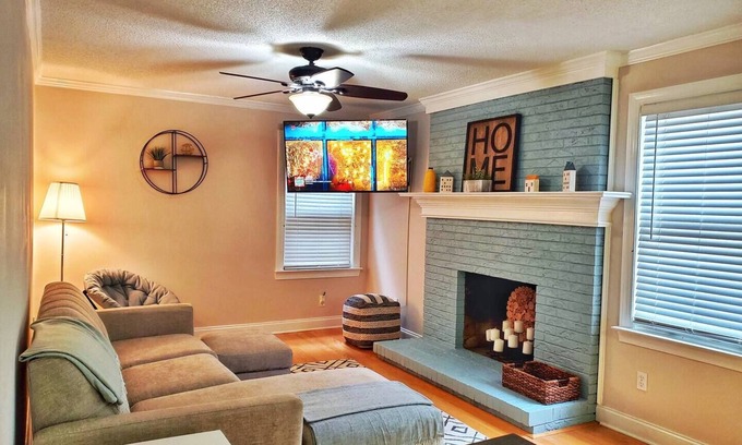 Pineville Casa | Newly remodeled! Family friendly. Near lake & park