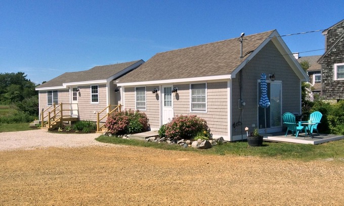 Rye Cabaña | Recientemente renovado (2017) Beachfront Cottage en cerca de Rye Harbor & Jenness Beach!