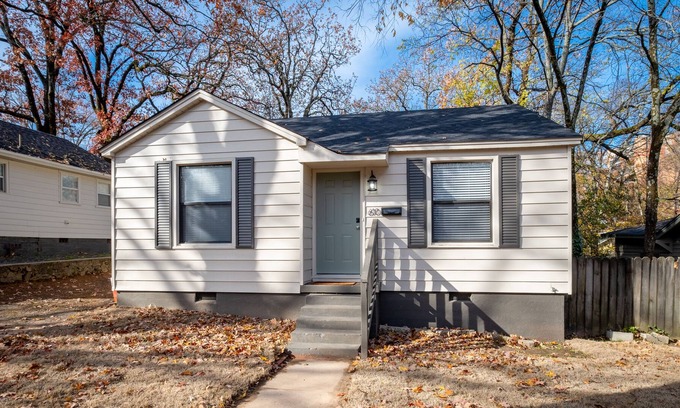 Capital View Casa | Newly Renovated 2BD/1BA Charmer! Great Location!