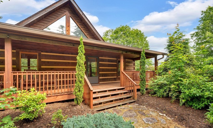 Newland Cabina | Newly Renovated-2BR/2BA Near Grandfather Mtn