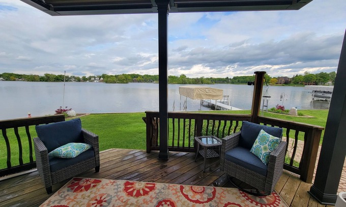 Howell Casa | Newly renovated 3 bedroom lakefront home on all-sports Crooked Lake!
