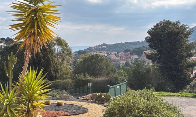 Collioure Apartamento | Newly renovated apartment 10 minutes from Collioure market. Ideal for families.