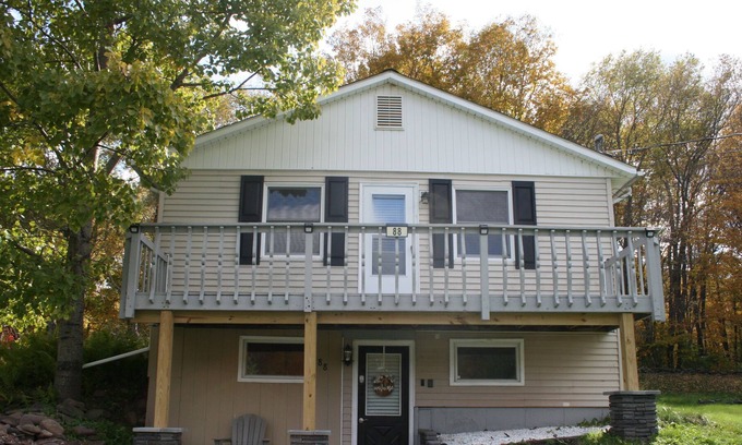 Roxbury Casa | Newly renovated home w/game room - 5 minutes to Plattekill Mountain