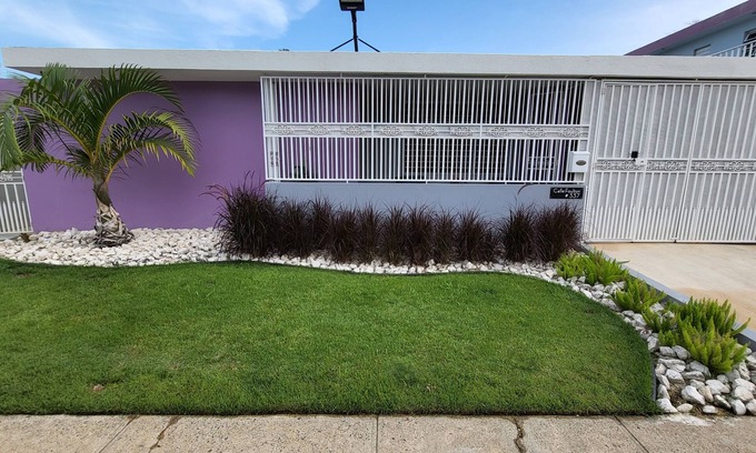 El Cinco Casa | Newly Renovated Large Modern Home in Center of San Juan 337