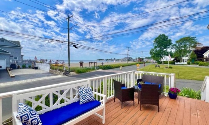 Milford Casa | Newly Renovated Rental with Private Beach Access!