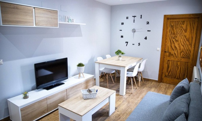 Sanchidrian Cabaña | Casa Rural recién reformada, de 4-6 personas