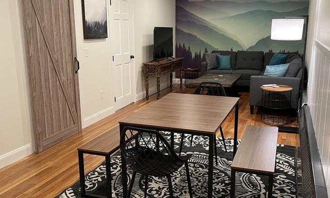 Ellsworth Apartamento | Newly renovated1 Bedroom 1 Bath in the Heart of Downtown Ellsworth.