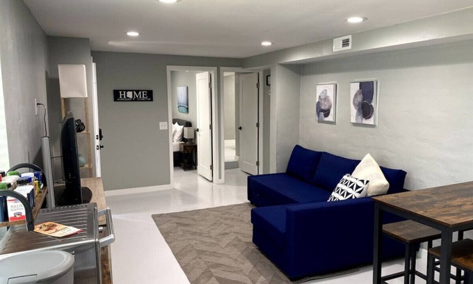 Sam Hughes Casa | Newly Updated / U of A / 2 BR 1 BA / Sam Hughes