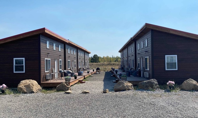 Last Chance Cabina | Newly Updated Cabins at Last Chance in Island Park *Close to Yellowstone*