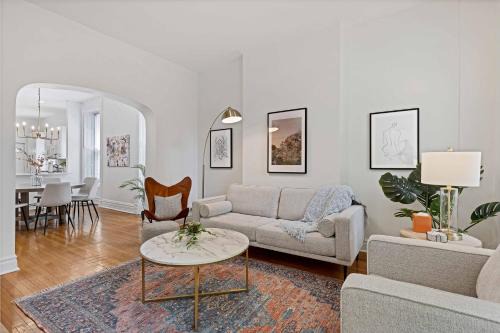 Tri-Taylor Casa | Newly Updated Vintage 6 Bedroom Single Family Home home