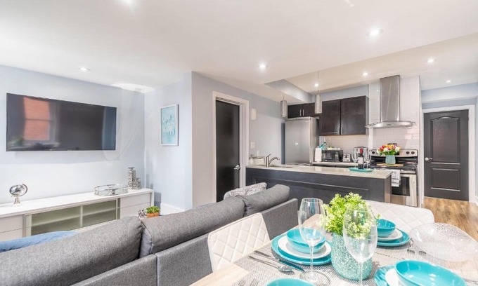 Centretown West Apartamento | Newly Upgraded Pet-Friendly Apartment