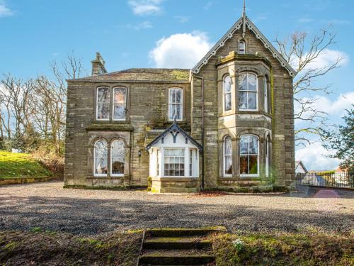 Cupar Casa | Newton Manor House