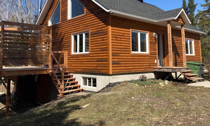 Notre-Dame-Des-Bois Casa | Next to Paradise