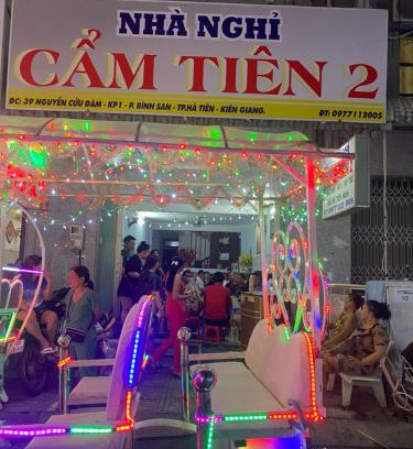 Ha Tien Hostal | Nhà Nghỉ Cẩm Tiên 2