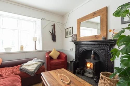 Kinvara Casa | Niamh's Seaside Cottage