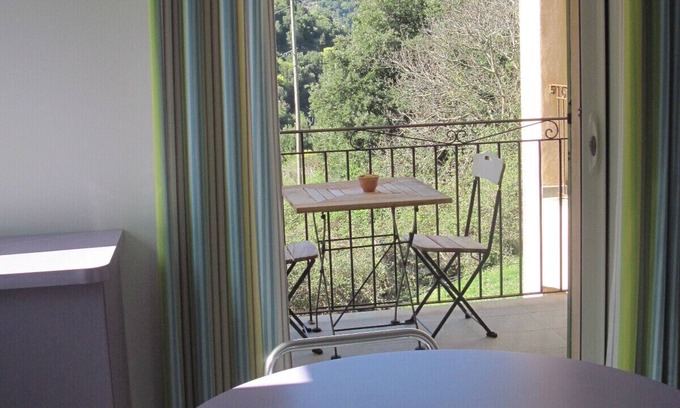 Santa-Lucia-di-Mercurio Apartamento | NICE APARTMENT IN HAMLET 700 M / north pond, fiber, solar hot water