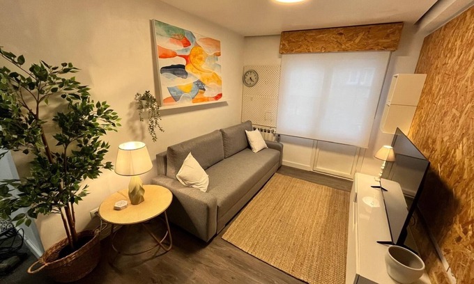 Las Campas y San Claudio Condominio | Bonito piso a 7 minutos del centro y de las estaciones de bus y de tren