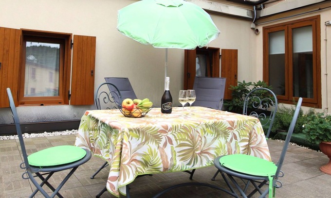Valdobbiadene Apartamento | Acogedor apartamento para 2 personas con A/C, WIFI, TV y balcón