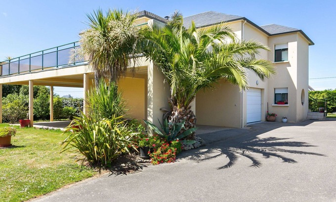 Plougonvelin Apartamento | Bonito apartamento para 2 personas con WIFI, TV, patio y mascotas permitida