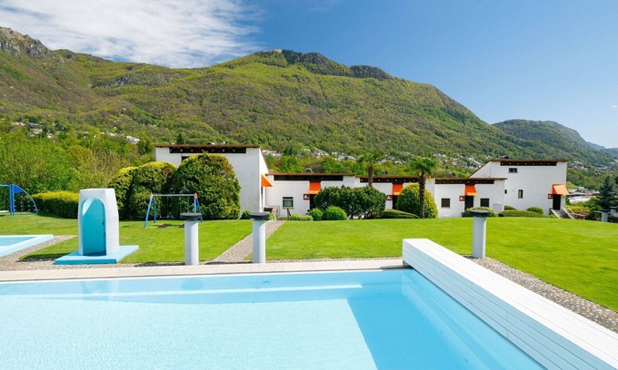 Capriasca Apartamento | Acogedor apartamento con piscina, WIFI, TV, patio, mascotas permitida y vista panorámica