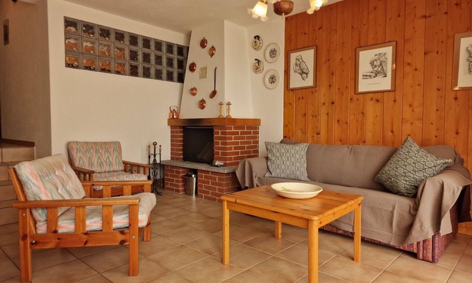 Airolo Apartamento | Hermoso apartamento para 4 personas con WIFI, TV, patio y vista panorámica