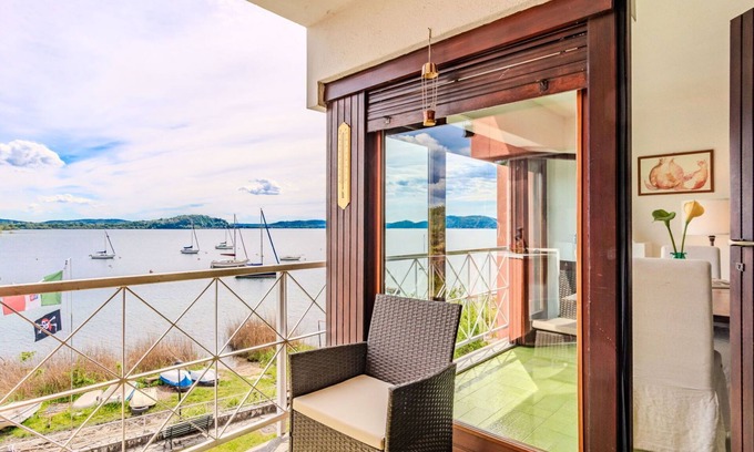 Monvalle Apartamento | Acogedor apartamento para 5 personas con WIFI, piscina, TV, balcón y mascotas permitida