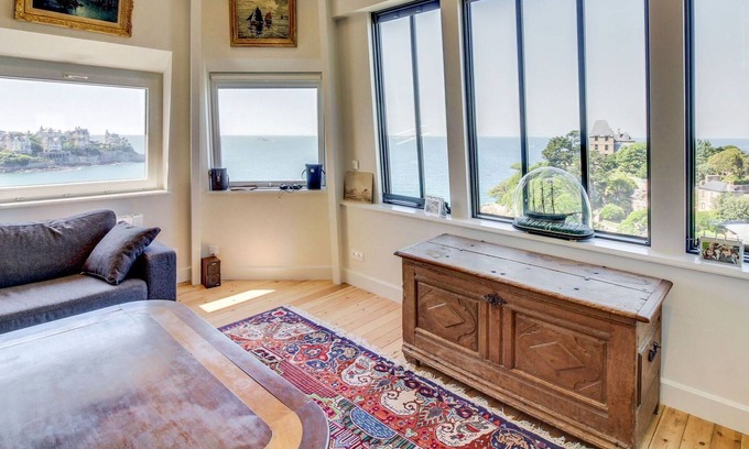 Saint-Igneuc Apartamento | Hermoso apartamento para 6 personas con WIFI, TV y aparcamiento