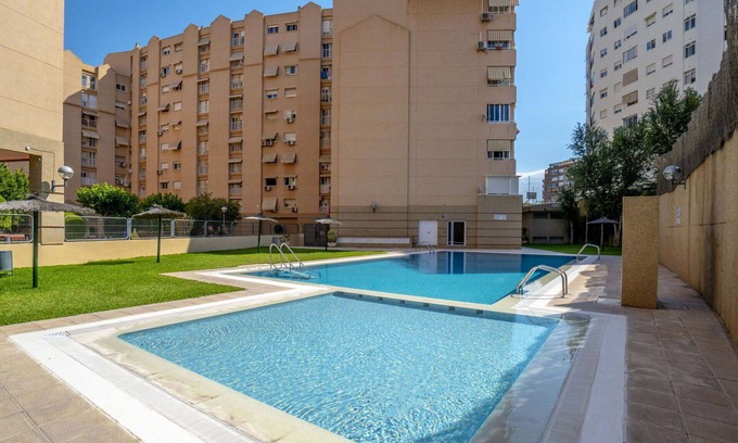 Cabo de las Huertas Apartamento | Precioso apartamento para 7 personas con A/C, WIFI, piscina, TV y terraza