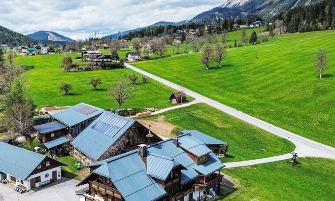 Ramsau am Dachstein Villa | Precioso apartamento en villa para 3 personas con WIFI, TV, balcón y mascotas permitida